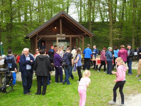 Pohod po novozgrajenih pločnikih 1